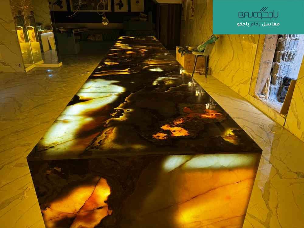 بار من رخام الاونيكس